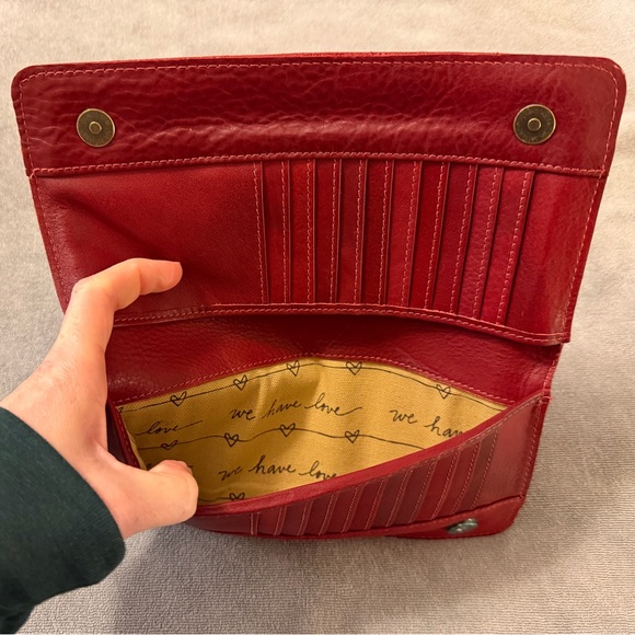 Lisa Leonard Genuine Leather Wallet with Zipper Tassel & 22 Card Slots, Red NWOT - Picture 5 of 15